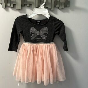 Charming 3-Year-Old Girl’s Dress with Bow Detail - Perfect for Parties!